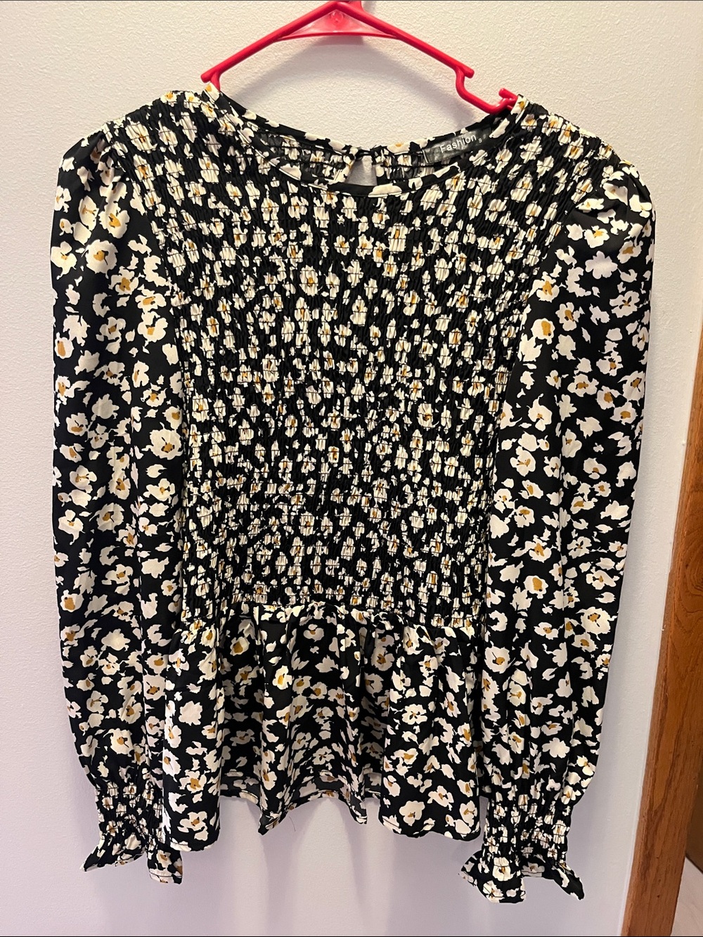 Black Floral Smocked Long-Sleeve Women's Top